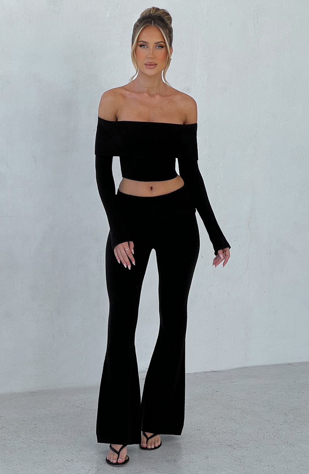 Portia Knit Pants - Black - Napalia